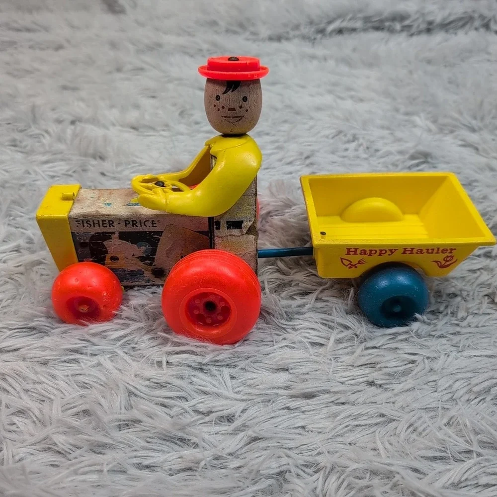Vintage 1960's‎ Fisher Price Happy Hauler Wood and Plastic Pull Toy #732 Works